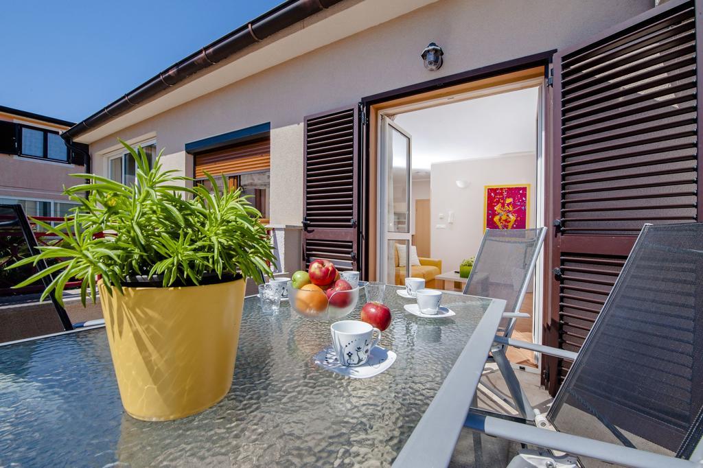 Apartments Karmen Rovinj Extérieur photo