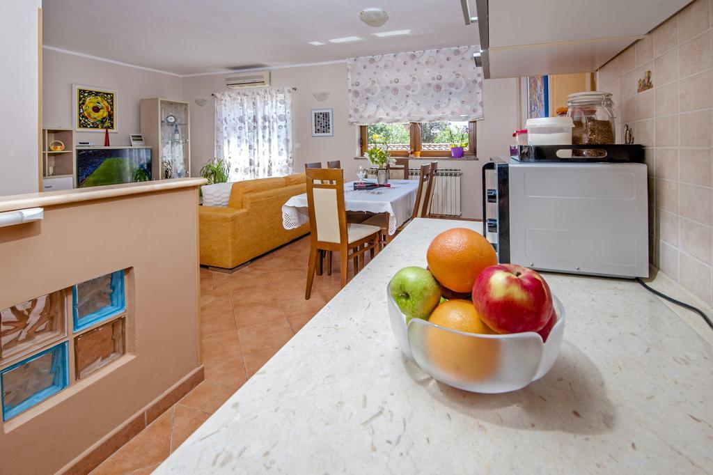 Apartments Karmen Rovinj Extérieur photo