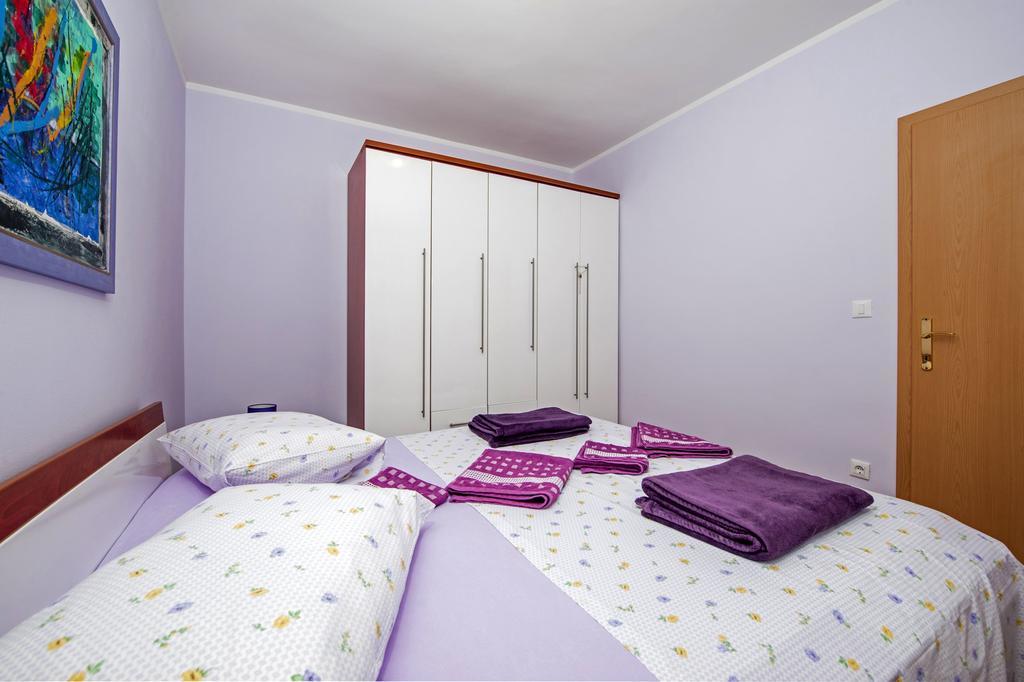 Apartments Karmen Rovinj Extérieur photo