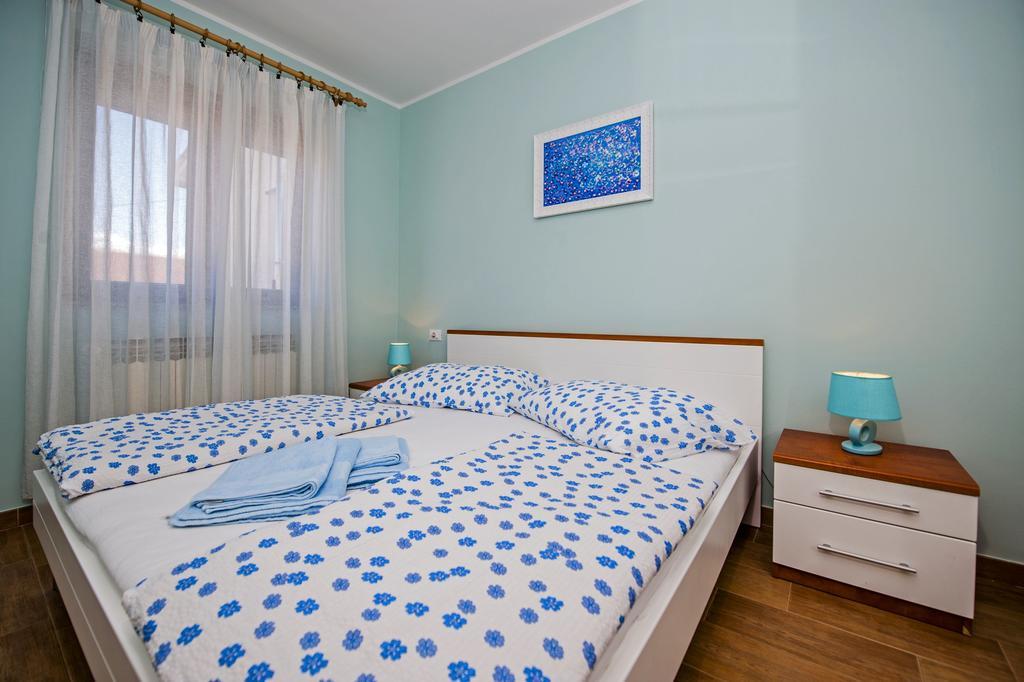 Apartments Karmen Rovinj Extérieur photo