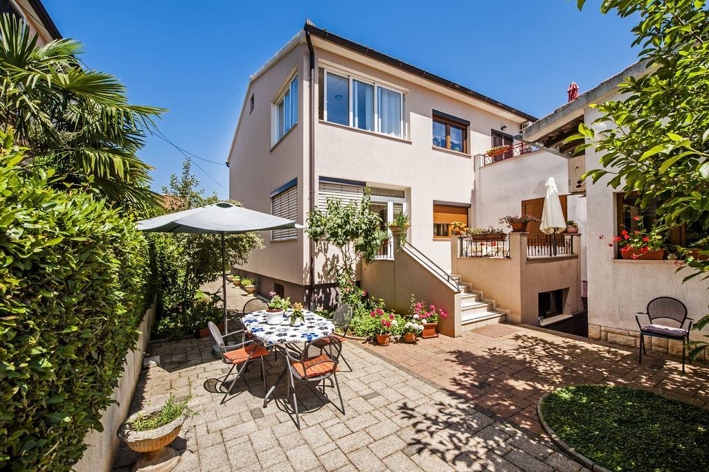 Apartments Karmen Rovinj Extérieur photo
