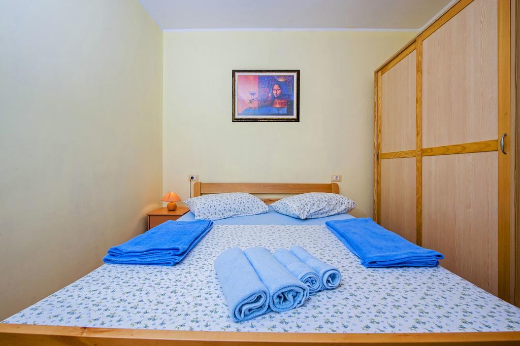 Apartments Karmen Rovinj Extérieur photo